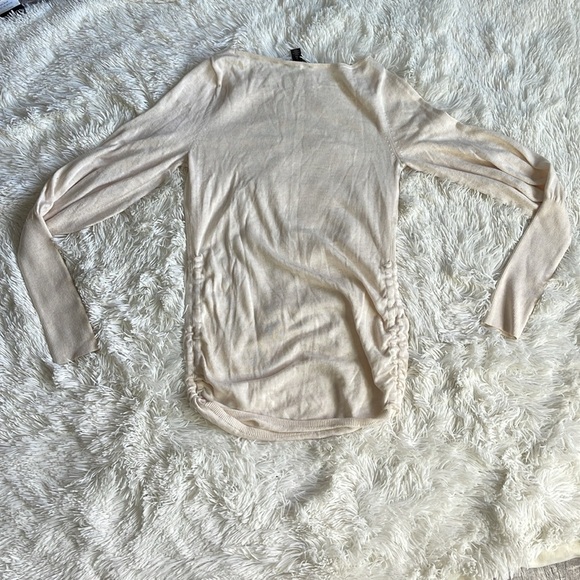 A Pea in the Pod Maternity Ruched Sweater - Picture 3 of 10